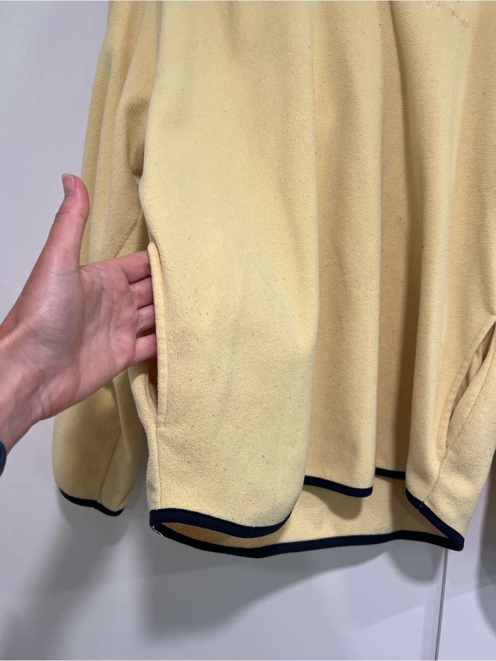 American Eagle Outfitters yellow Performance Fleece Pullover hoodie - Picture 3 of 6